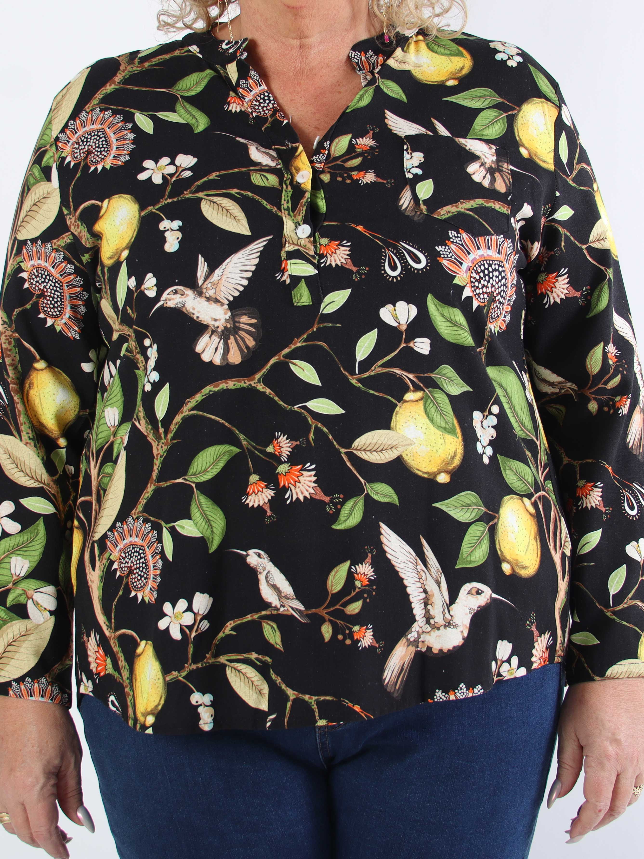 Almira - Plus size skjorte i hør og bomuld med fuglemotiver